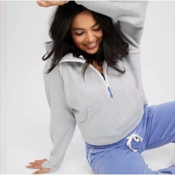 Aerie Sweaters - Offline by Aerie light gray throwback half zip sweatshirt, women's size Medium